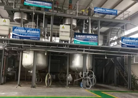 हल्का पीला तरल PH12 पेपर मेकिंग फेल्ट क्लीनिंग एजेंट