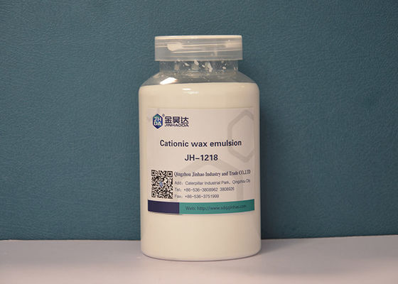 पैराफिन मोम पूरी तरह से परिष्कृत, गैर-विषैला, सुरक्षित और प्रभावी जलरोधन के लिए 0-40C तापमान पर जलरोधी एजेंट